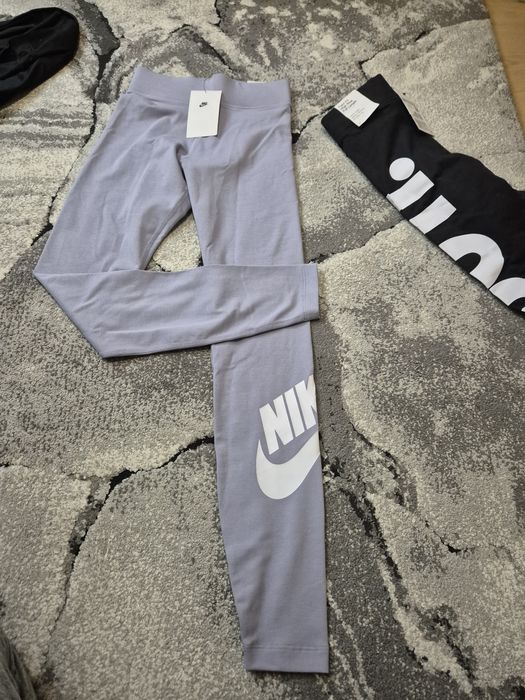 Дамски клинове ХС 50лв бр.