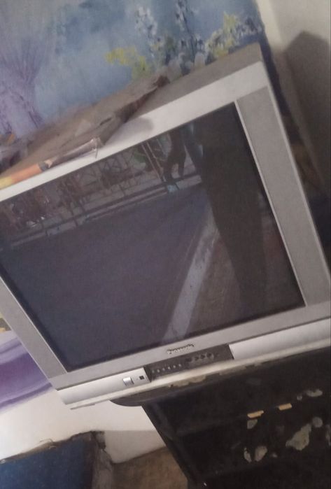 Продам три телевизора