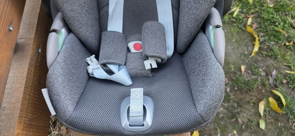 Столче и база за кола Cybex Cloud T I size plus