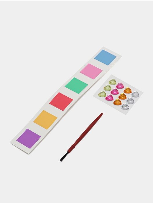 Раскраска для детей рамочке с кисточкой и краской.