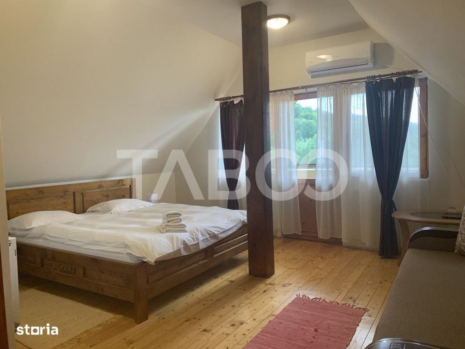 EXCLUSIVITATE - Casa 9 camere 615 mpu 9 bai 3600 mp teren in Fantanele