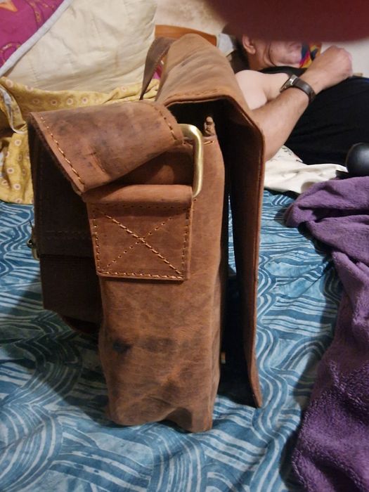 Чанта от естествена кожа