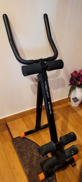 Aparat abdominal Techfit 1000 ab