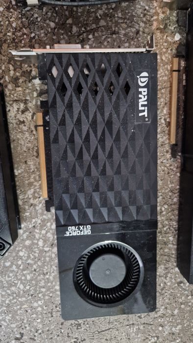 Vand lot placi de baza + video GTX  + AMD RX 580 de 8GB defecte pt reparat sau piese