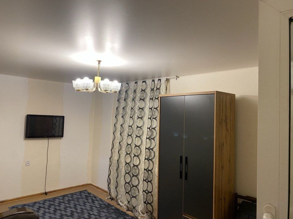 1/3/4 метро Буюк Ипак йули Капиталбанк.всё есть. S=35м².Маклер