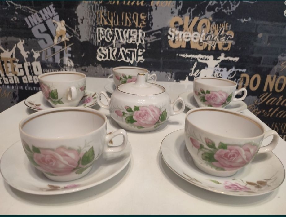 Продам чайный сервиз