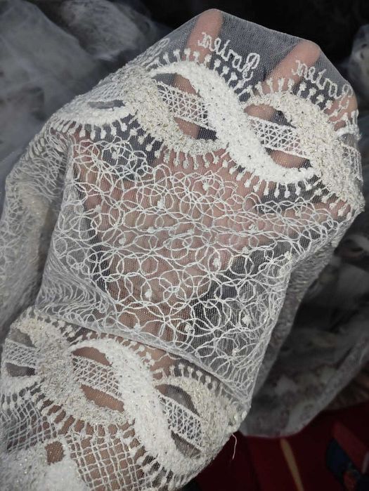 Продам шторы с тюлью, комплект