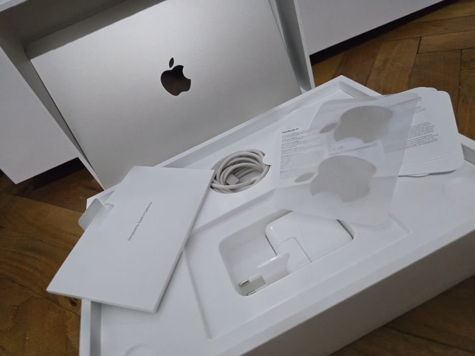 Macbook Air 13 M3 Chip