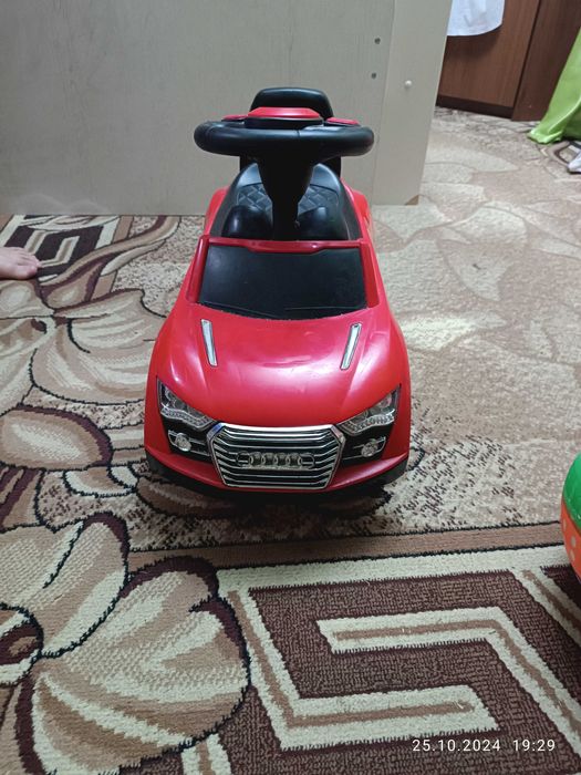 Коляска прогулочная, толокар в подарок