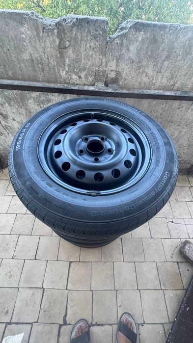 Срочно продам колеса от Hundai Elantra 15 размера