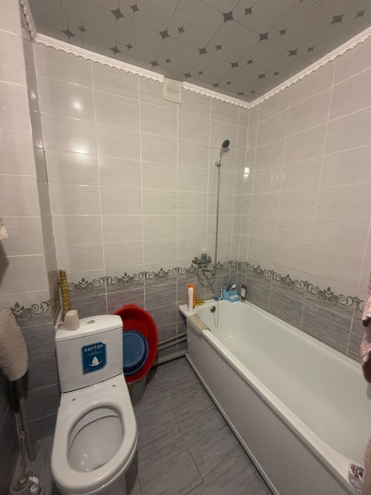 Меняется на двух комнатную