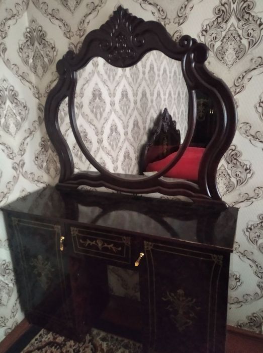 Spalniy mebel gorkasi bilan sotiladi