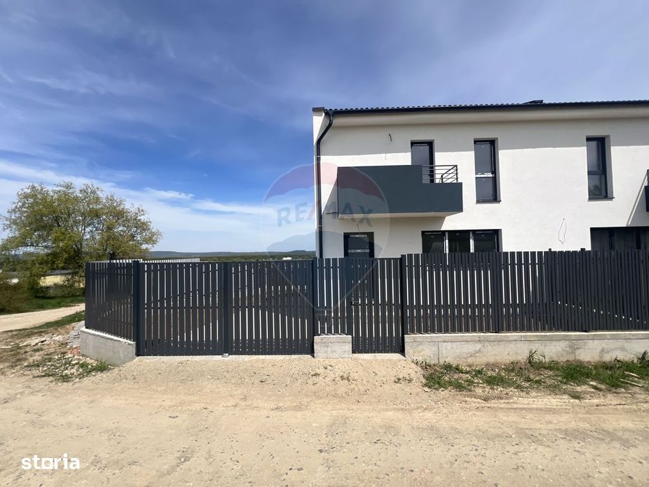 Casă Tip Duplex Vedere Panoramică Sibiu- Cisnădie