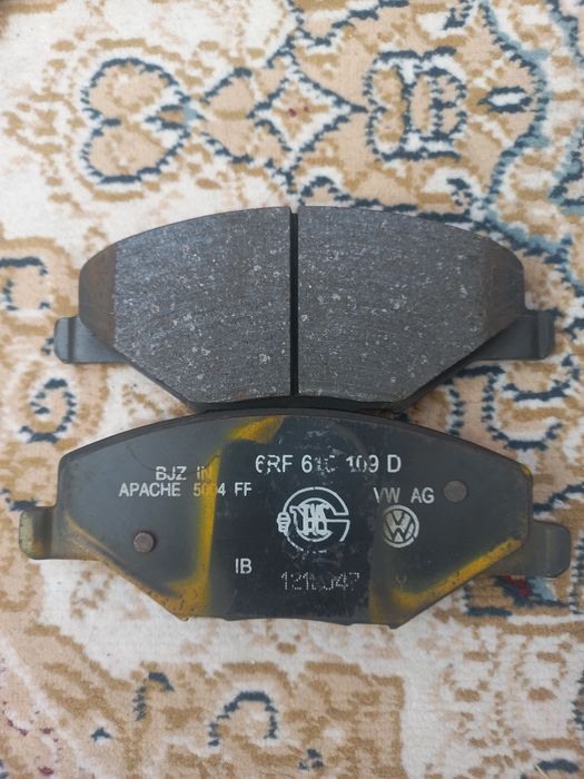 Продам колодки тормозные