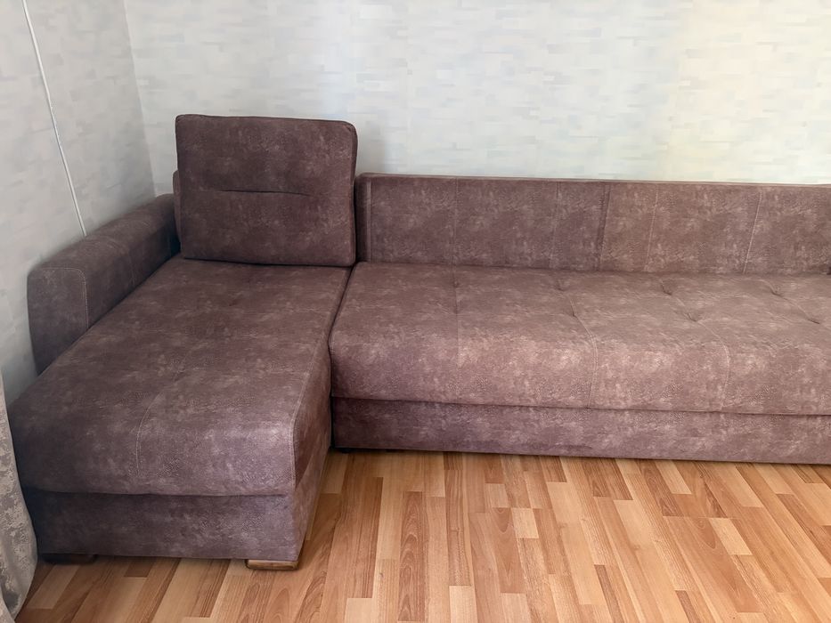 Продам Диван 3 м