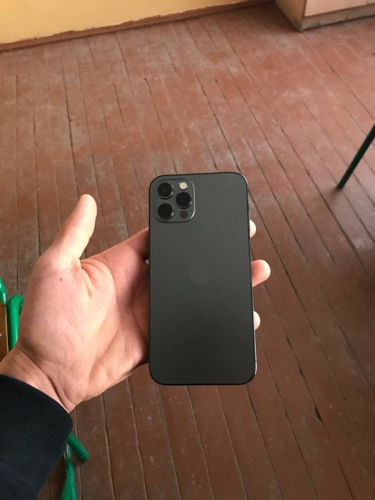 Iphone 12 pro alo darajada hamma nerasi radnoy