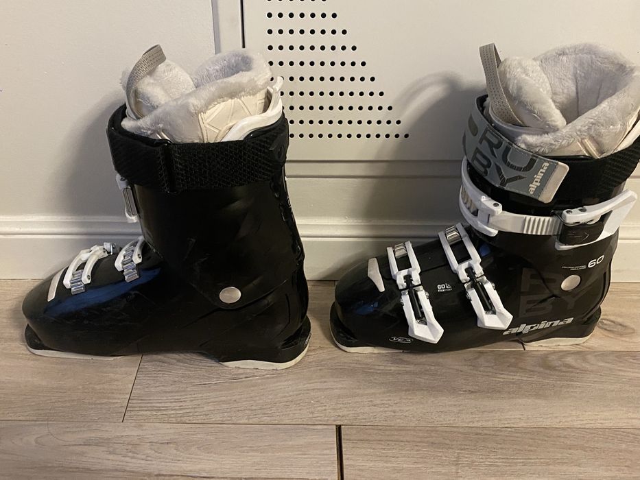 Продаю Лыжные ботинки!!