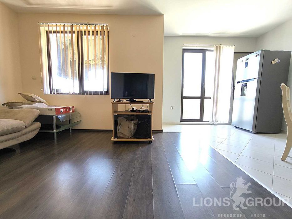 Дава се под наем Тристаен апартамент в Варна, м-т Траката - 98 кв.м за 129990 € - Снимка #4