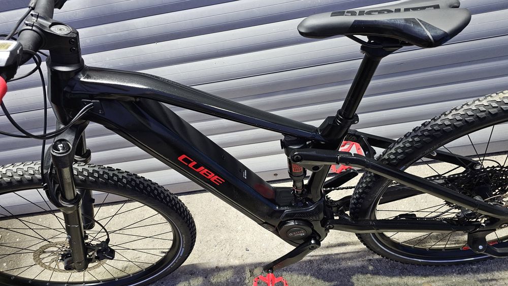 29" cube stereo hybrid