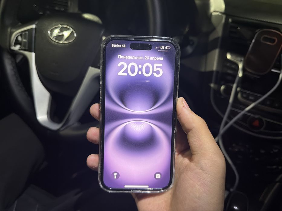 Айфон 16 128гб.