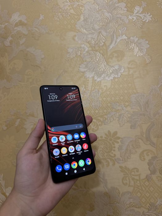 Poco X3 NFC 64gb срочни сотилади