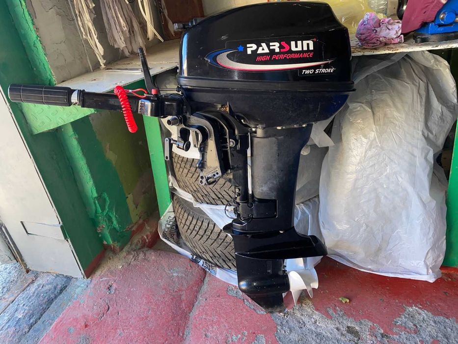Продам лодочный мотор