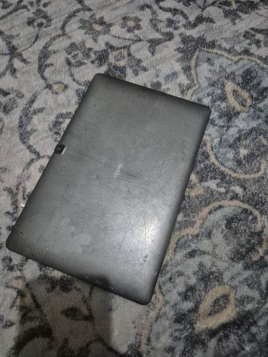 Планшет Haeir на базе windows 10