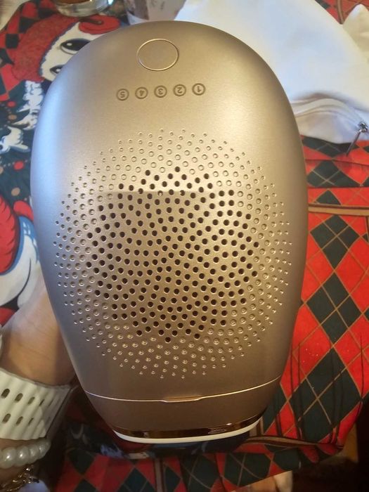 Фотоепилатор Philips Lumea BRI921 За тяло и лице, Със сензор за цвят