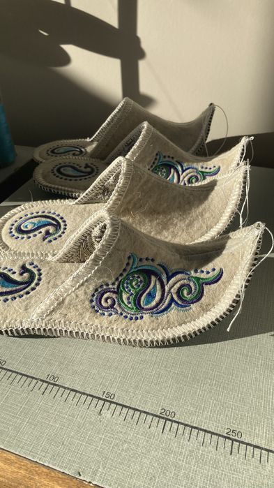 Войлочные тапочки