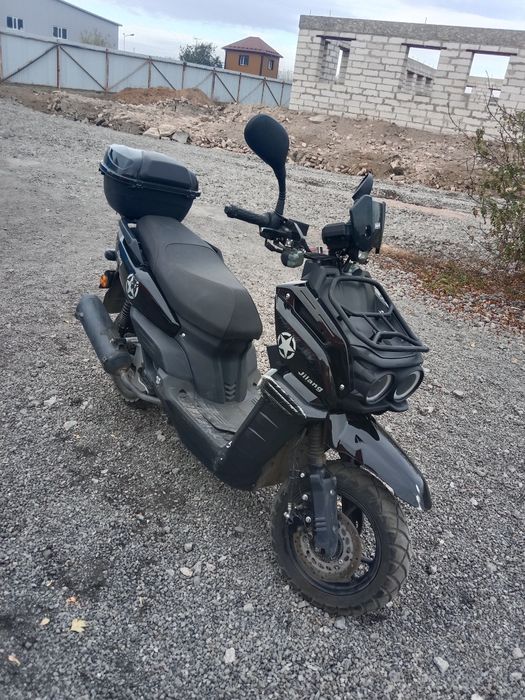 Скутер танк jilang