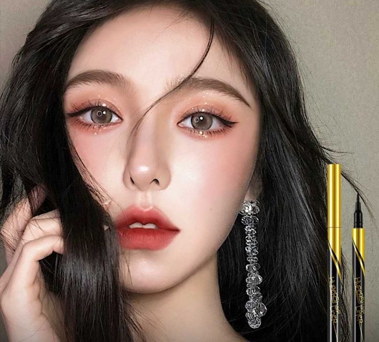 Ултра тънка очна линия писалка, водоустойчива и бързосъхнеща /  Черен