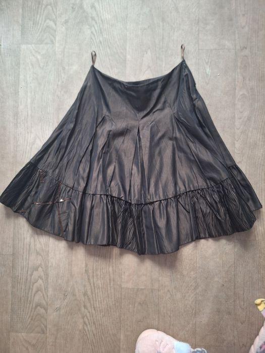 Дамска кафява пола