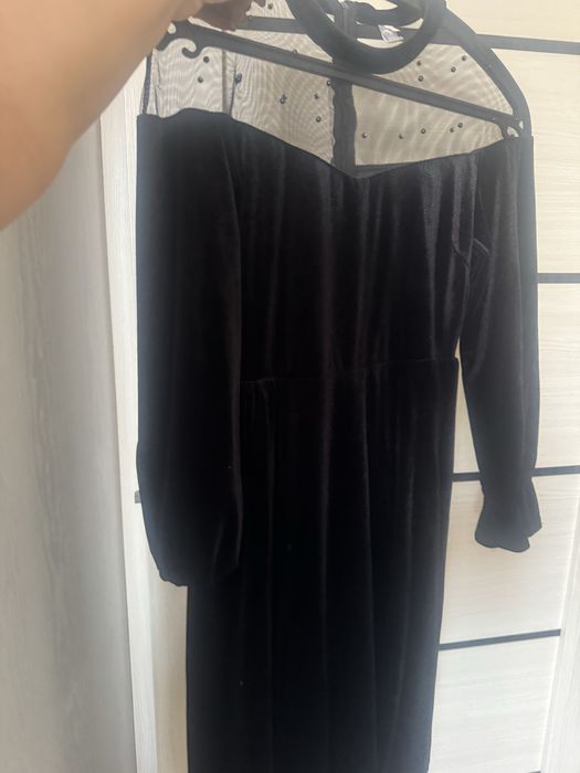 Продам вечерние платья