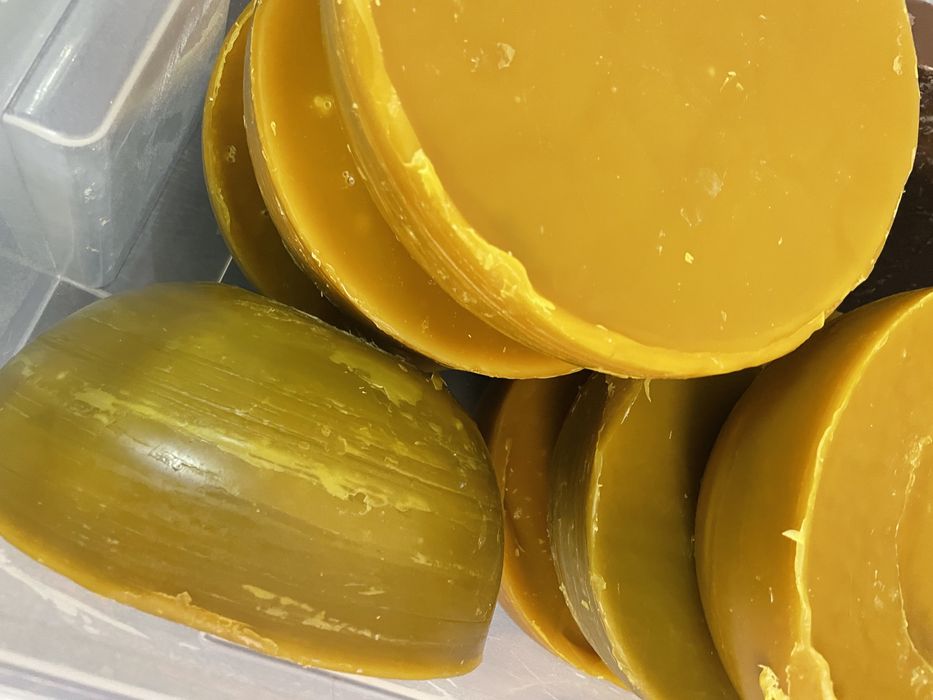 Воск пчелиный килограммовый