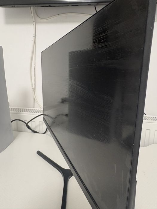 Vand Monitor Tesla 22’