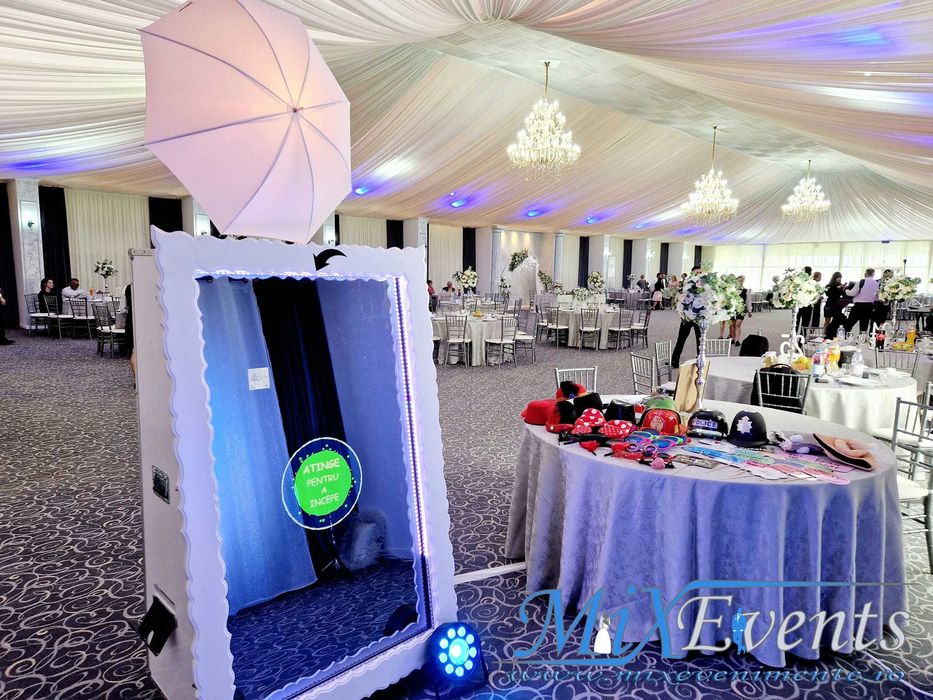 Cabina foto Oglinda MixMagic - o amintire Magica