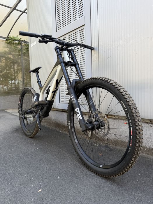 YT Tues CF Pro 2019