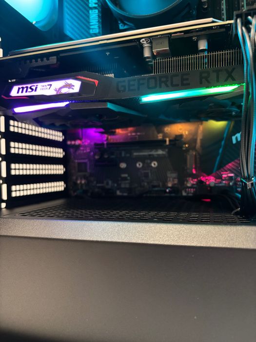 Геймърски компютър AMD Ryzen 5 2600, RTX 2060 6GB, 16GB ram