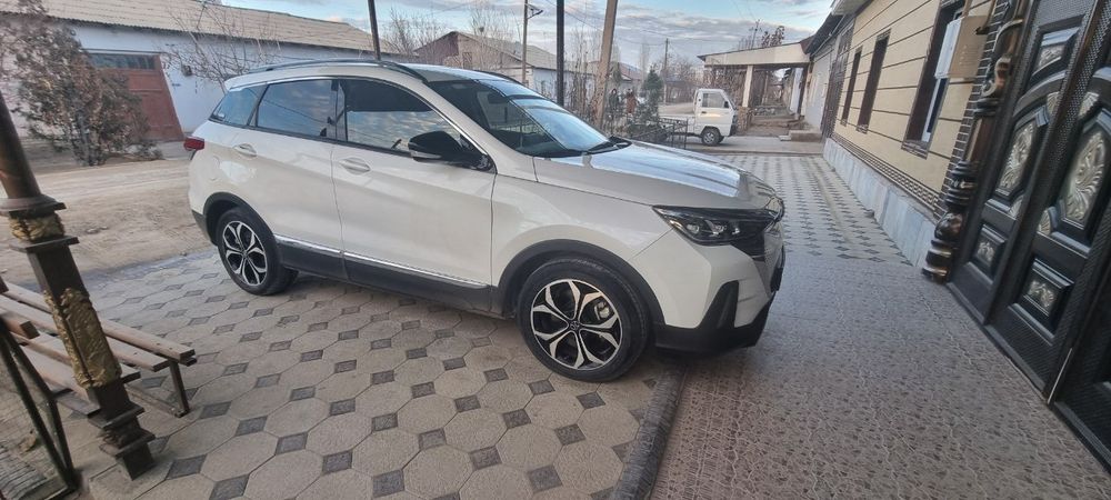 Электромобиль сотилади