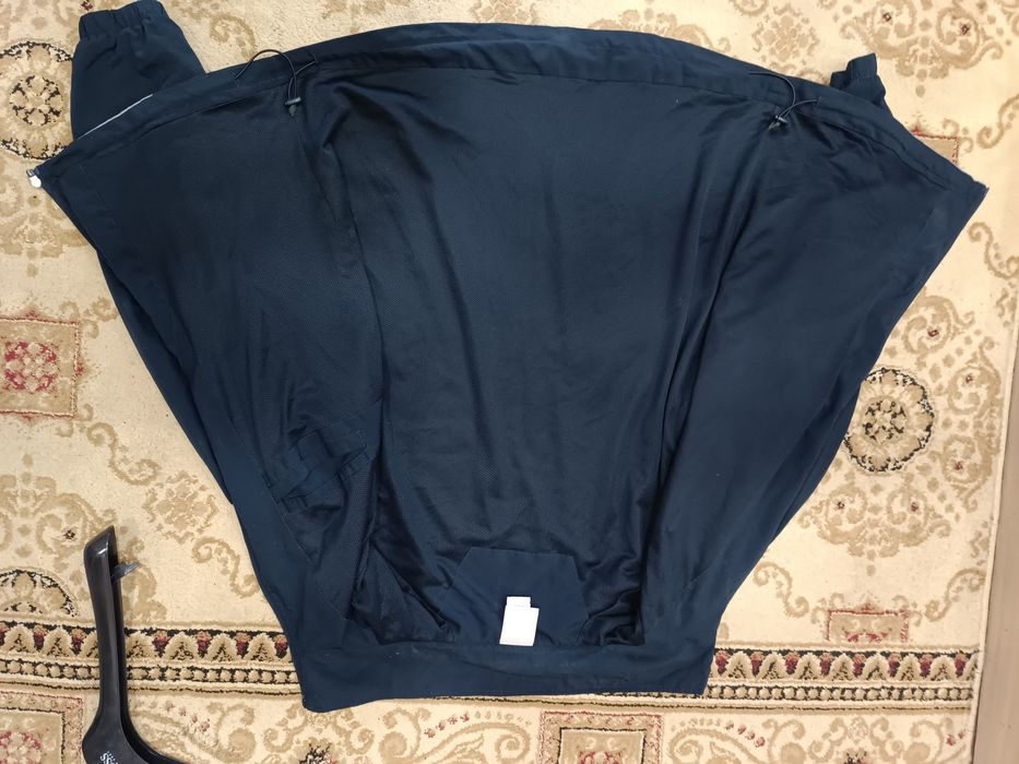 Оригинальная ветровка adidas