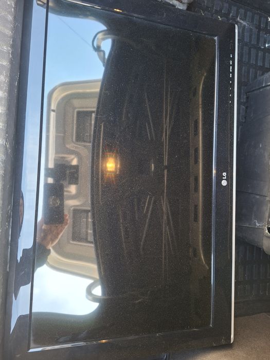 Продам телик LG, не работает