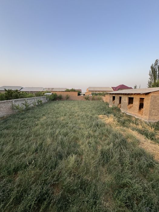 10 sotixli Hovli sotiladi