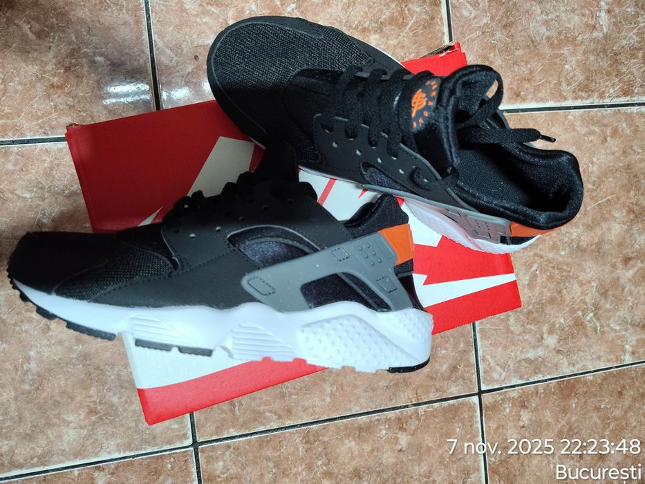 Nike Huarache run