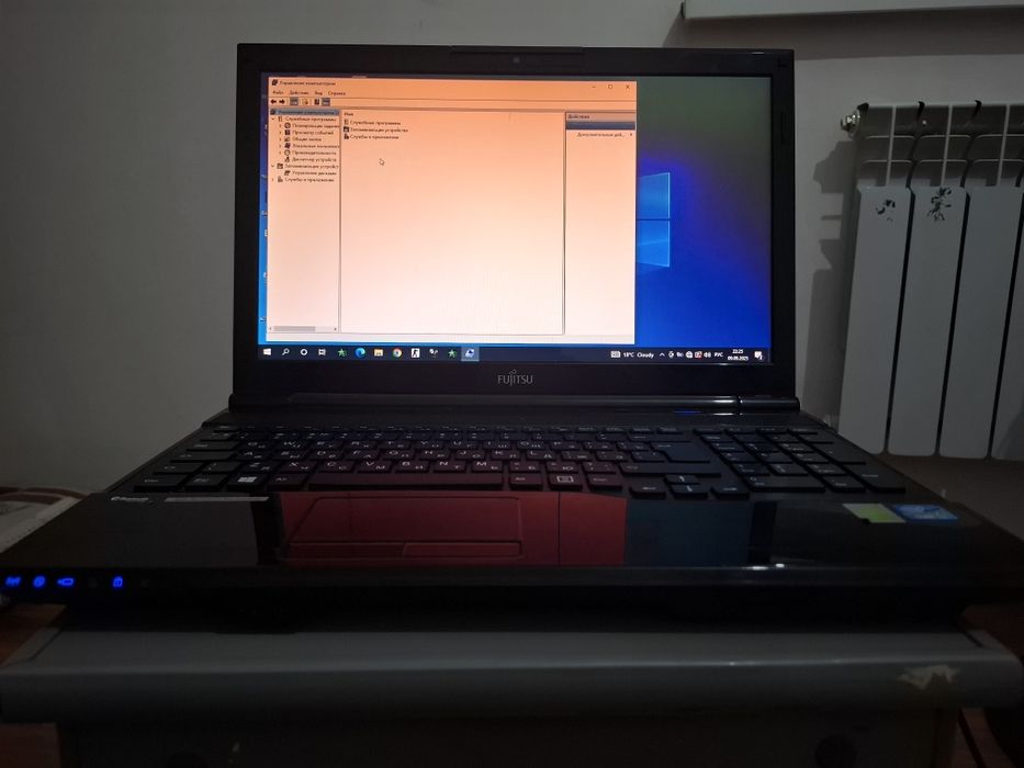 Ноутбук Fujitsu бу продам