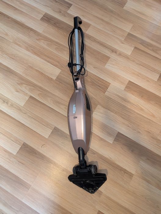 Aspirator vertical