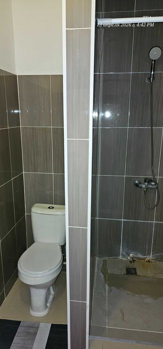 унитазы б/у 3 штуки