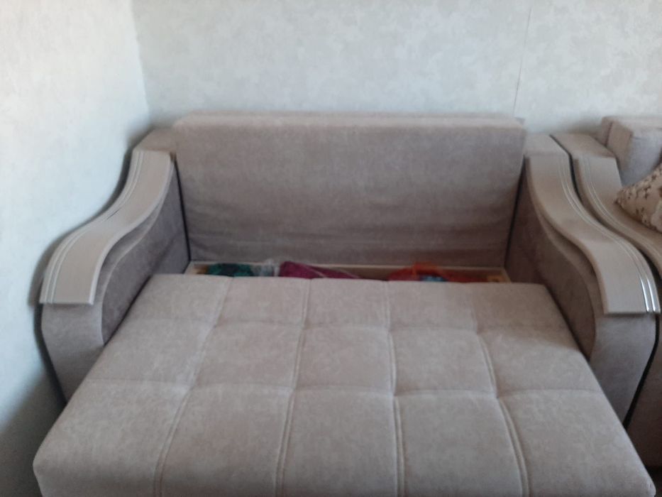 Продаю диван 3—2—1.  Очень хорошего качества