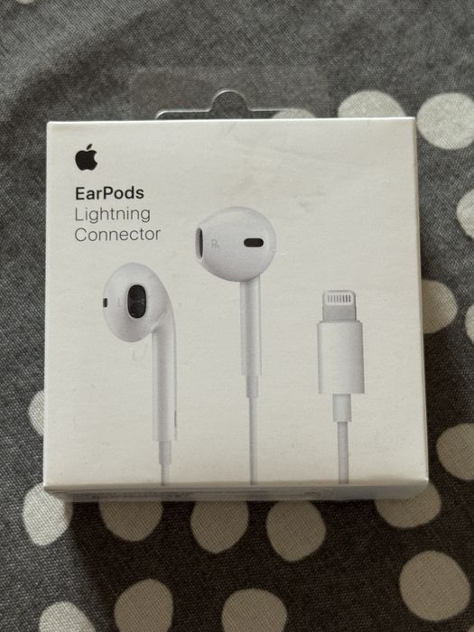 Слушалки EarPods Lightning Connector