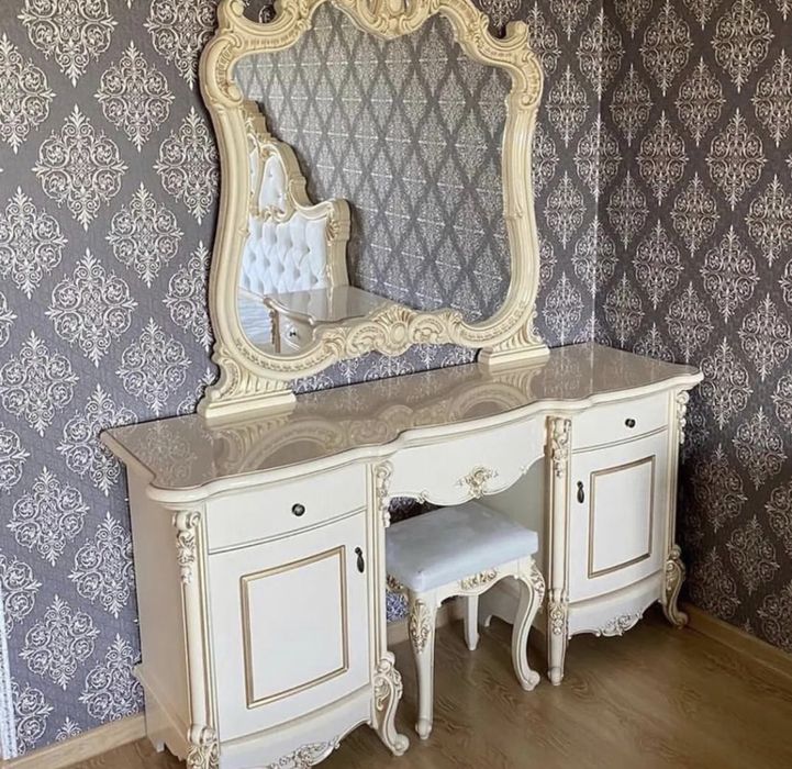 Спальный гарнитур Лорена