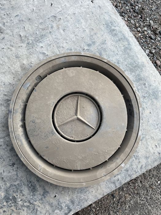 Крешка диска мерседес ешка,все крепление целые!